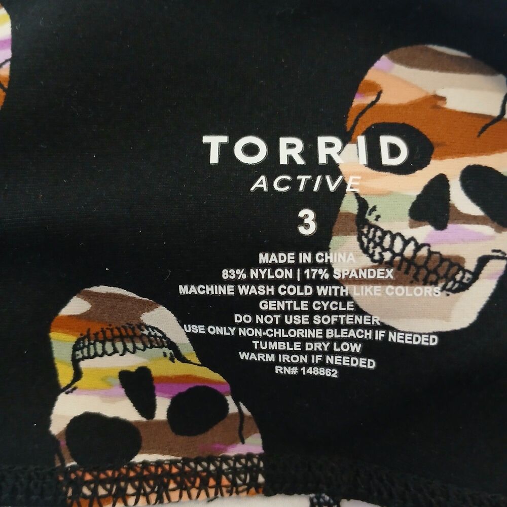 Torrid Activewear Leggings Black Skull Pattern NWT Sz 3X Yoga Gym Workout Casual - Picture 6 of 8